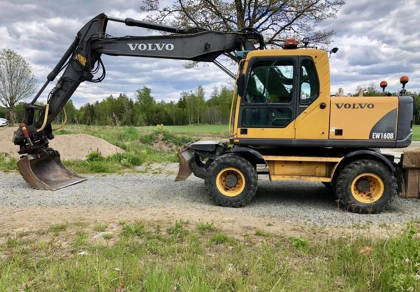 Аренда колесного экскаватора Volvo EW160B